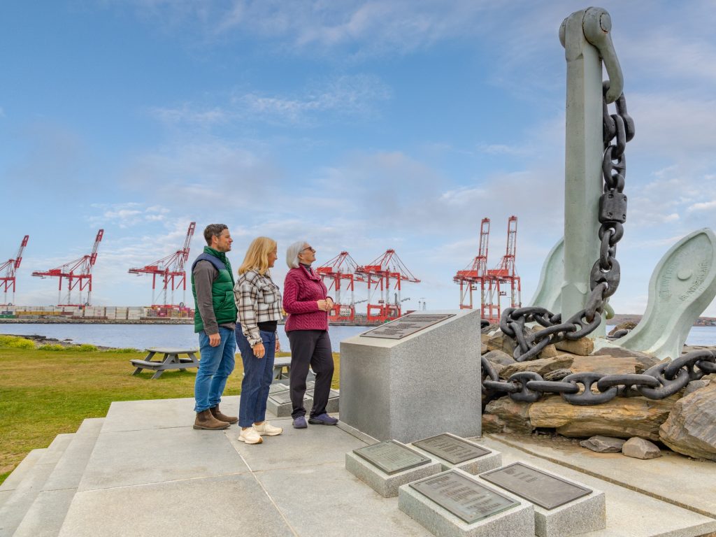 Peggy’s Cove and Halifax Tour