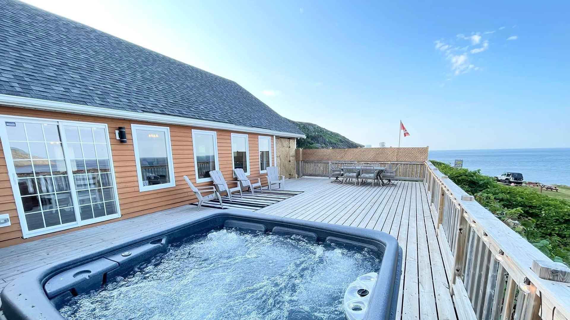 Meat Cove Campground: Miles From Nowhere