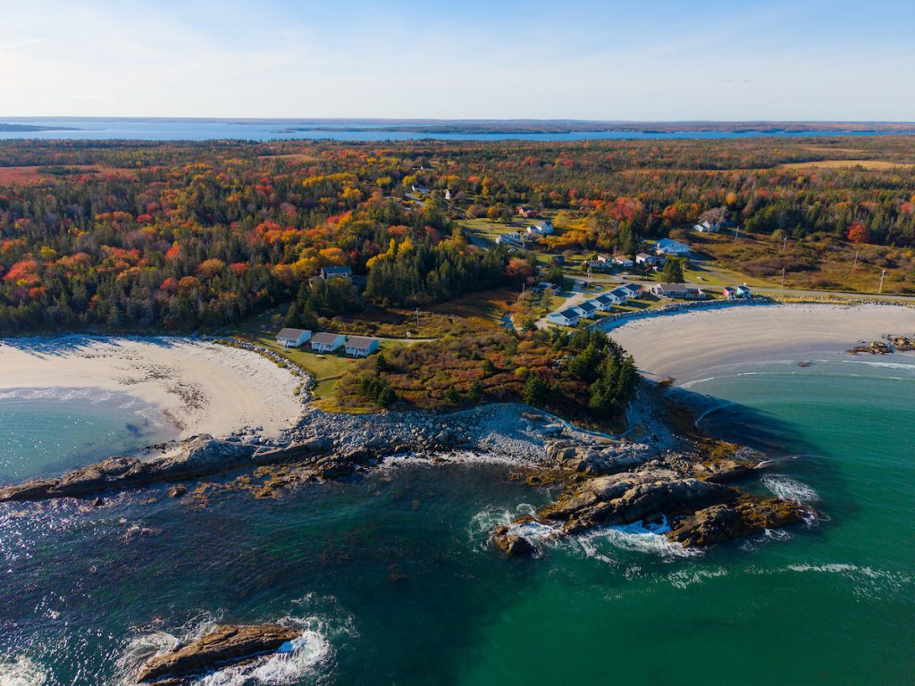 Beachfront Stay & Clam Digging