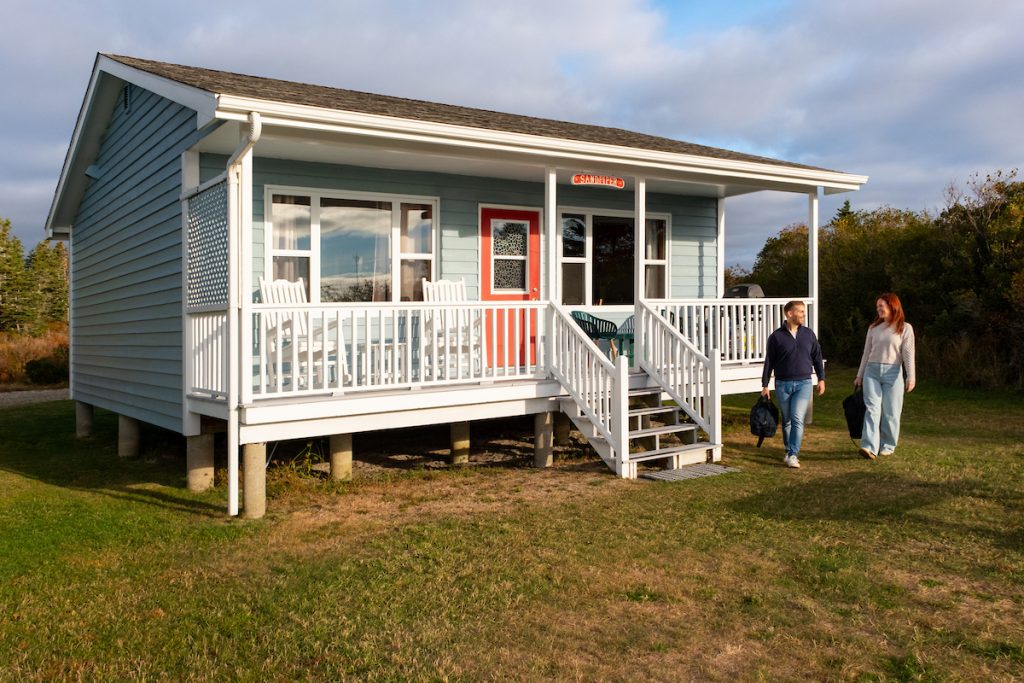 Beachfront Stay & Clam Digging