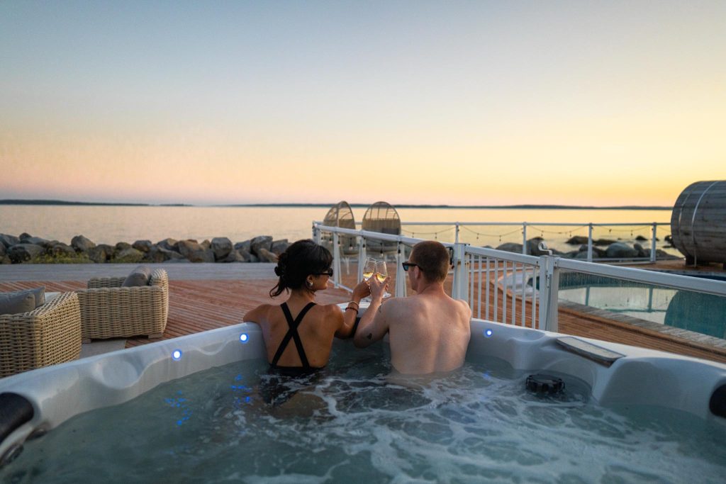 Oceanfront Chef Dinner & Stay