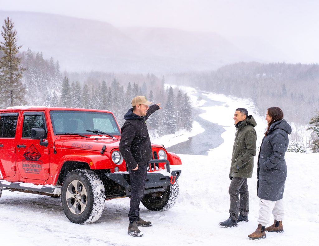 Maple Adventure: Jeep Tour & Taste