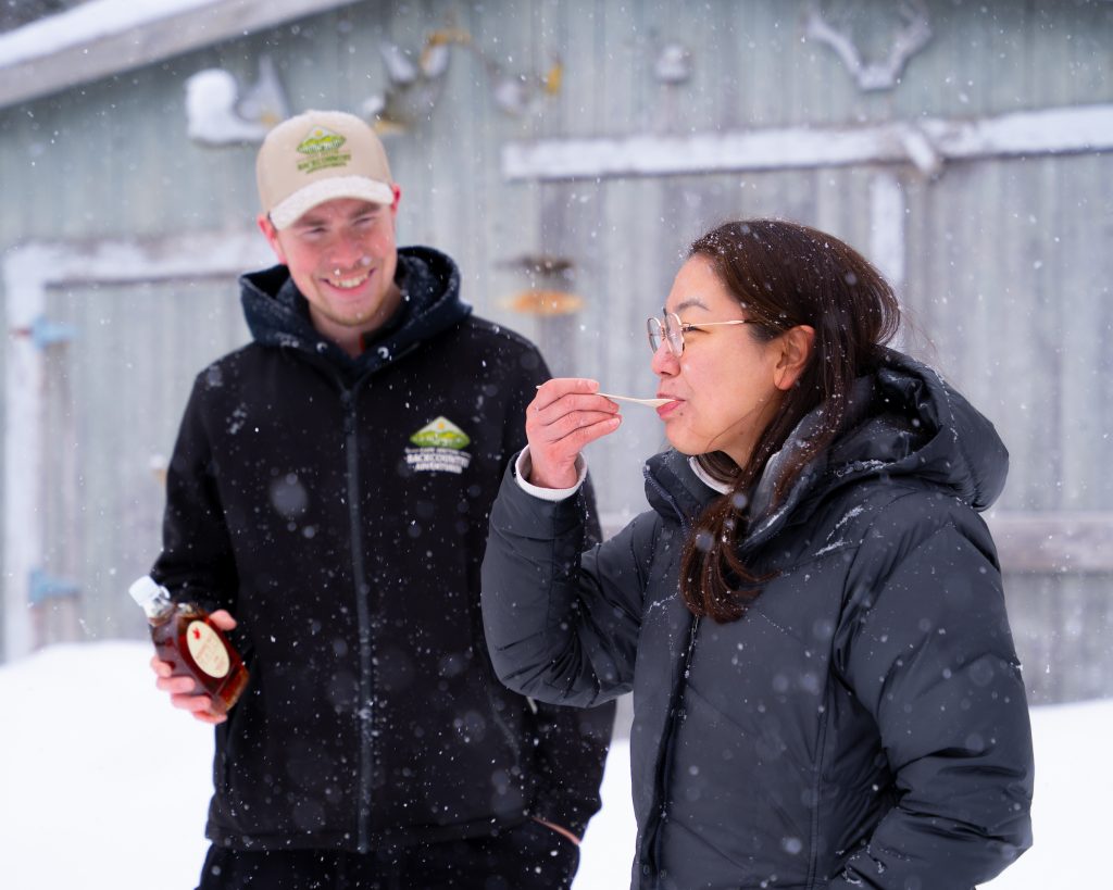 Maple Adventure: Jeep Tour & Taste