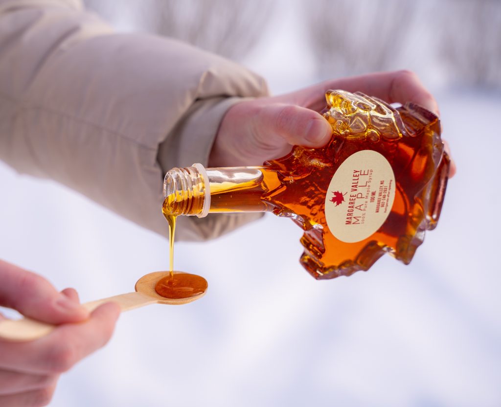 Maple Adventure: Jeep Tour & Taste