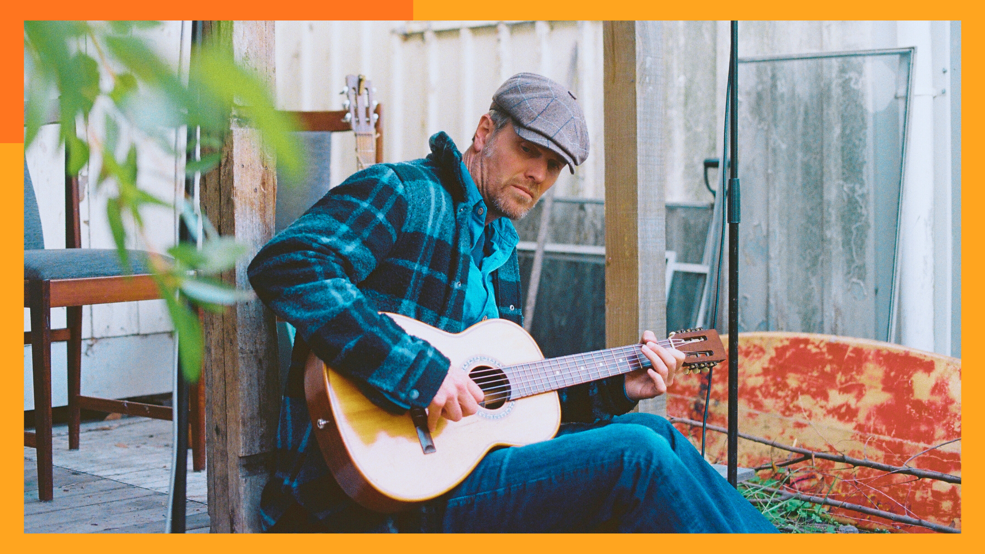 A promotional poster for Dave Gunning who is performing at the Chester Playhouse in Nova Scotia