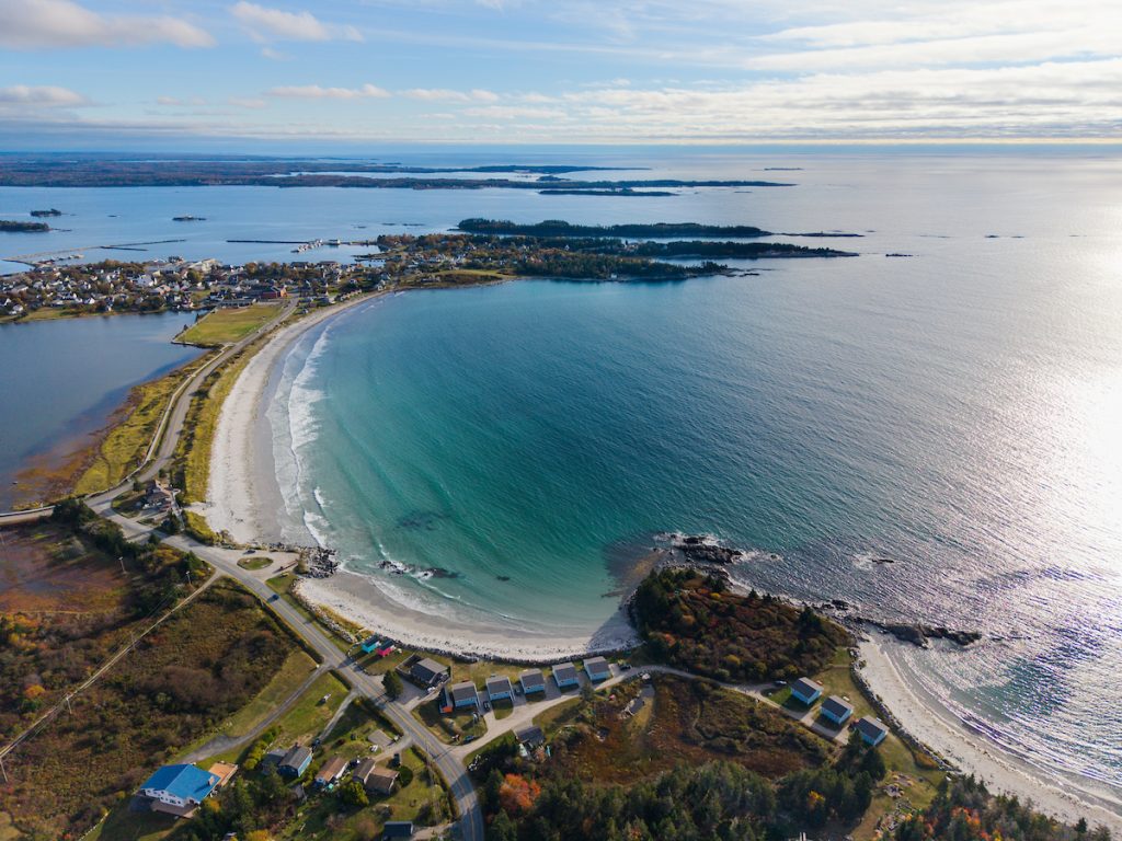Cozy Beachfront Lobster Getaway