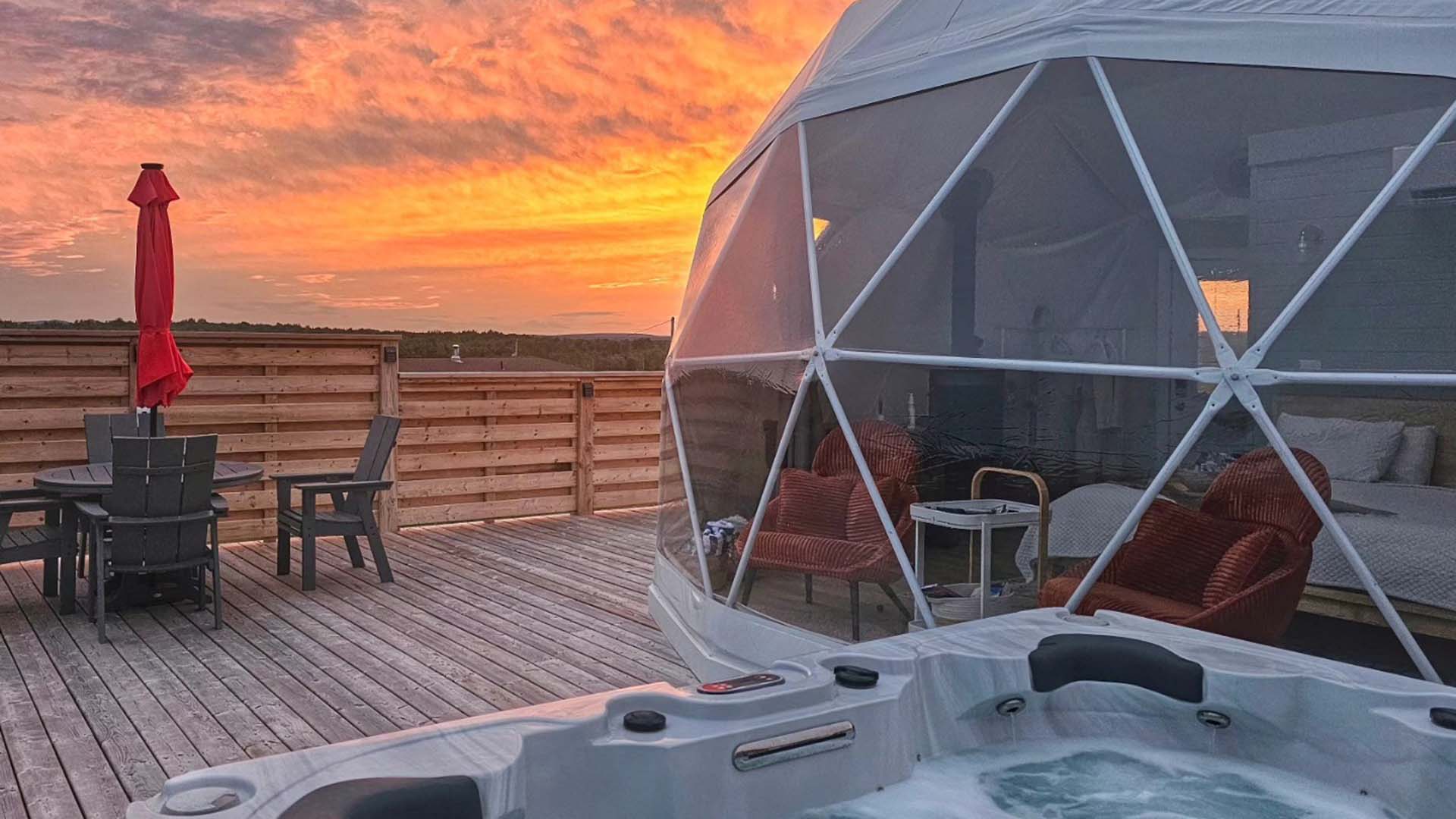 Cribbons Coastal Domes & Cottages