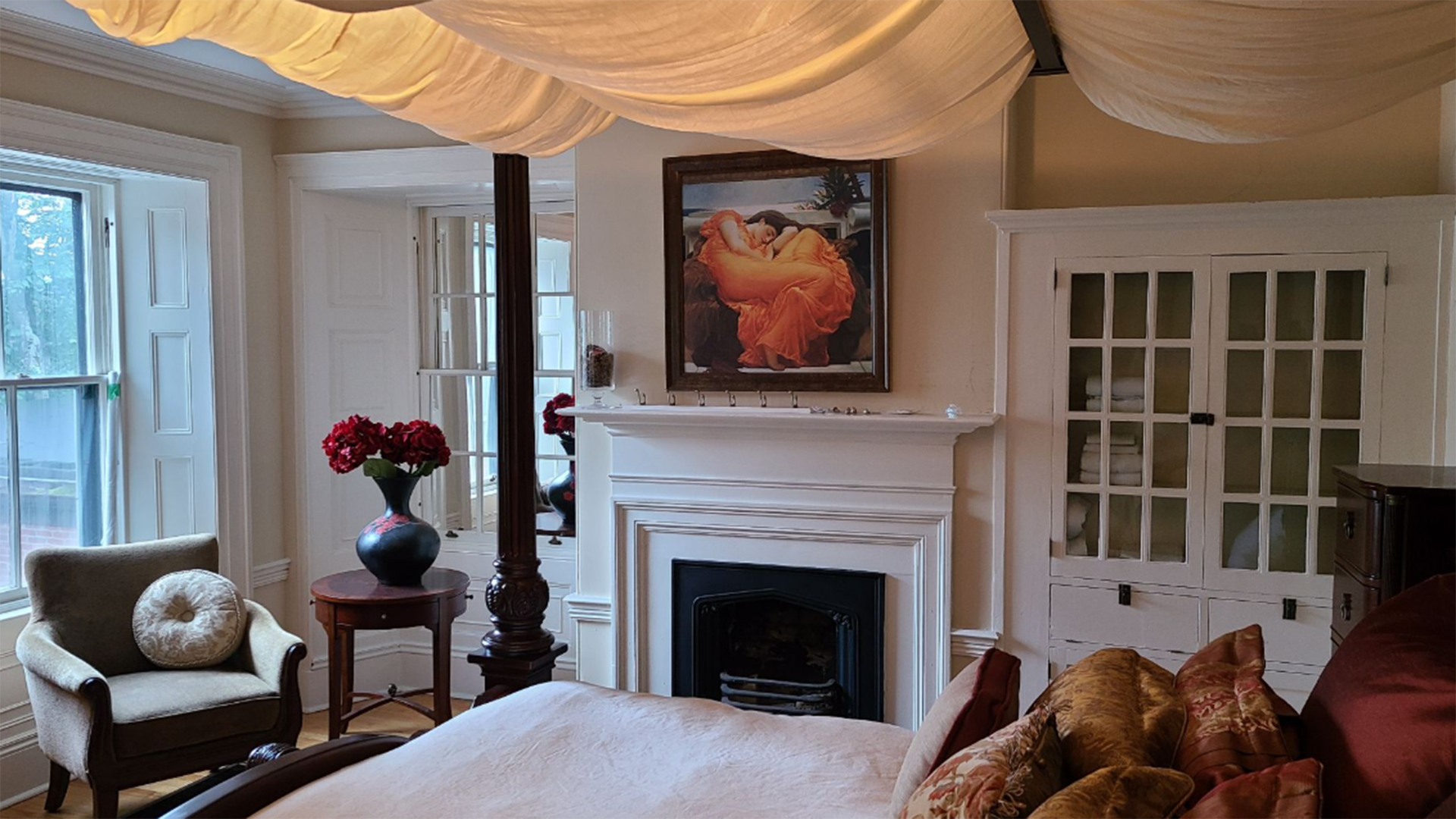 Inn Vogue Suites: Iconic Luxurious Downtown Building History Galore