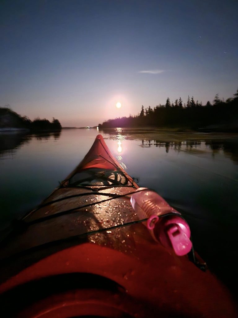Full Moon Paddle