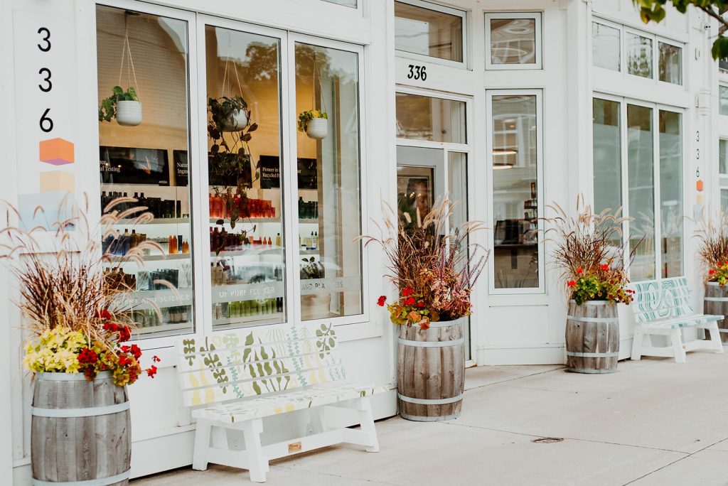 Signature Thermal Facial & Salt Chamber Experience