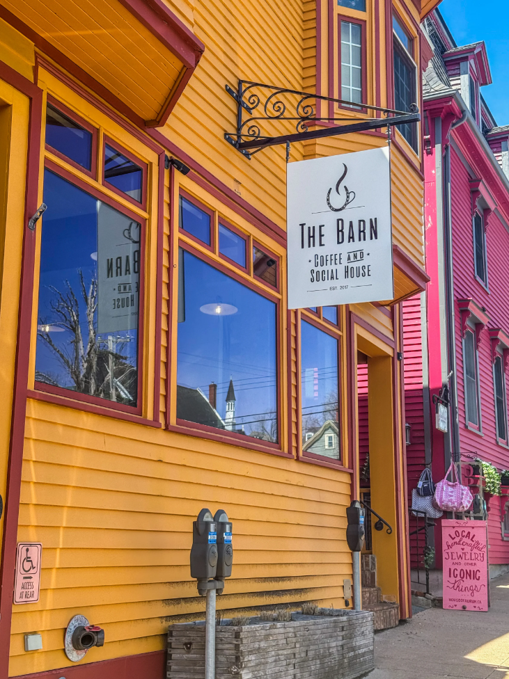 The Barn Coffee & Social House (Lunenburg)